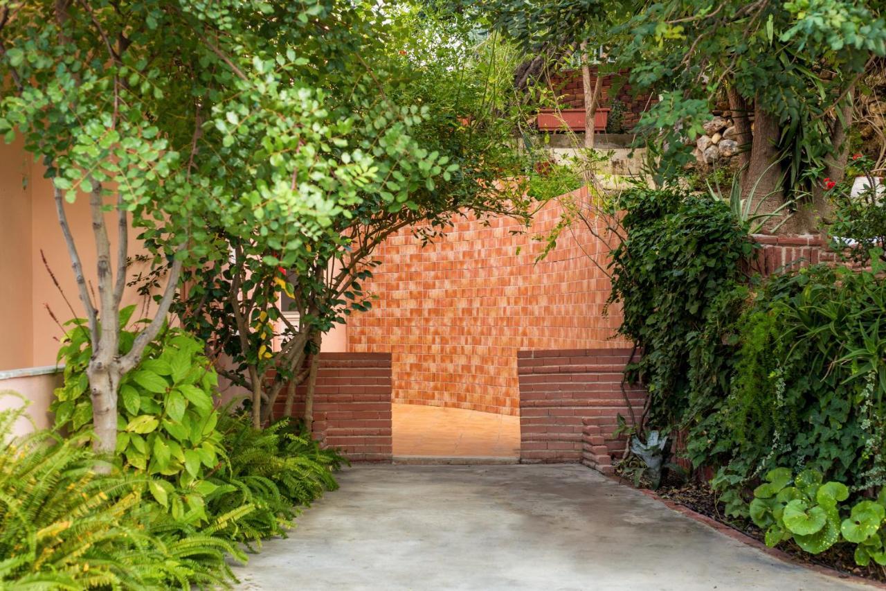 Aphrodite Studios & Apartment Bali  Exterior foto