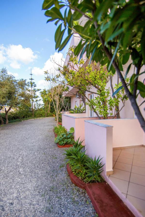Aphrodite Studios & Apartment Bali  Exterior foto
